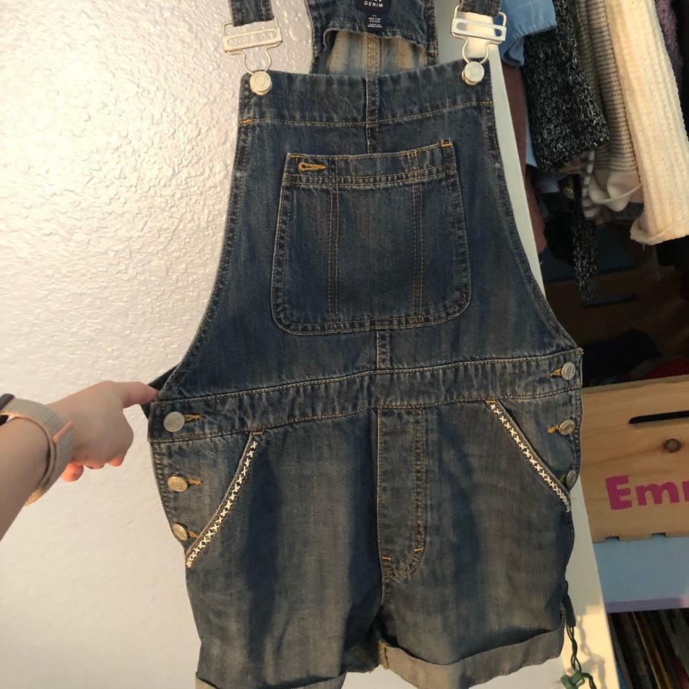 Gap denim overall shorts
